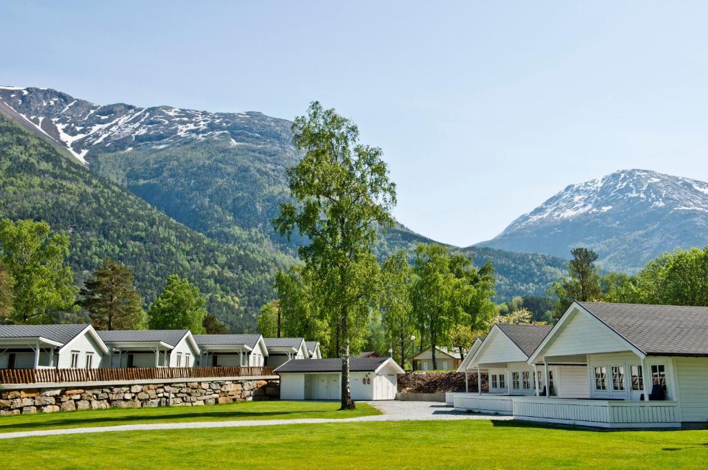 Kinsarvik Camping Hotel ภายนอก รูปภาพ