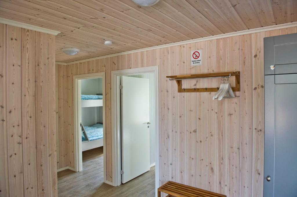 Kinsarvik Camping Hotel ภายนอก รูปภาพ